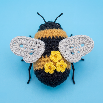The Blossom Bumblebee - Crochet Pattern (Digital PDF)